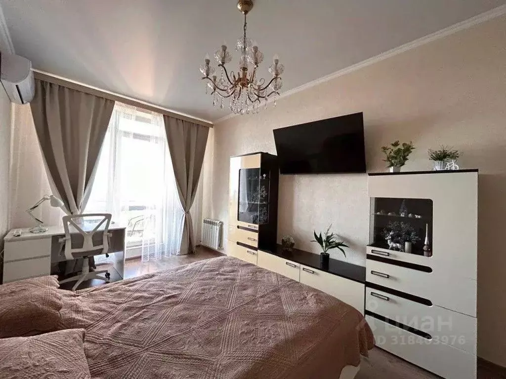 1-к кв. Краснодарский край, Геленджик Туристическая ул., 4А (50.0 м) - Фото 0