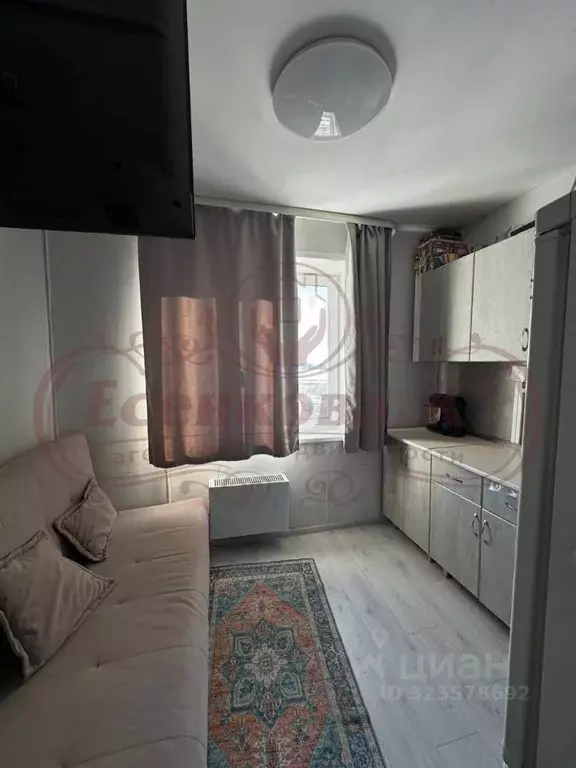 1-к кв. Курганская область, Курган Заозерный жилрайон, 5-й мкр, 18к1 ... - Фото 1