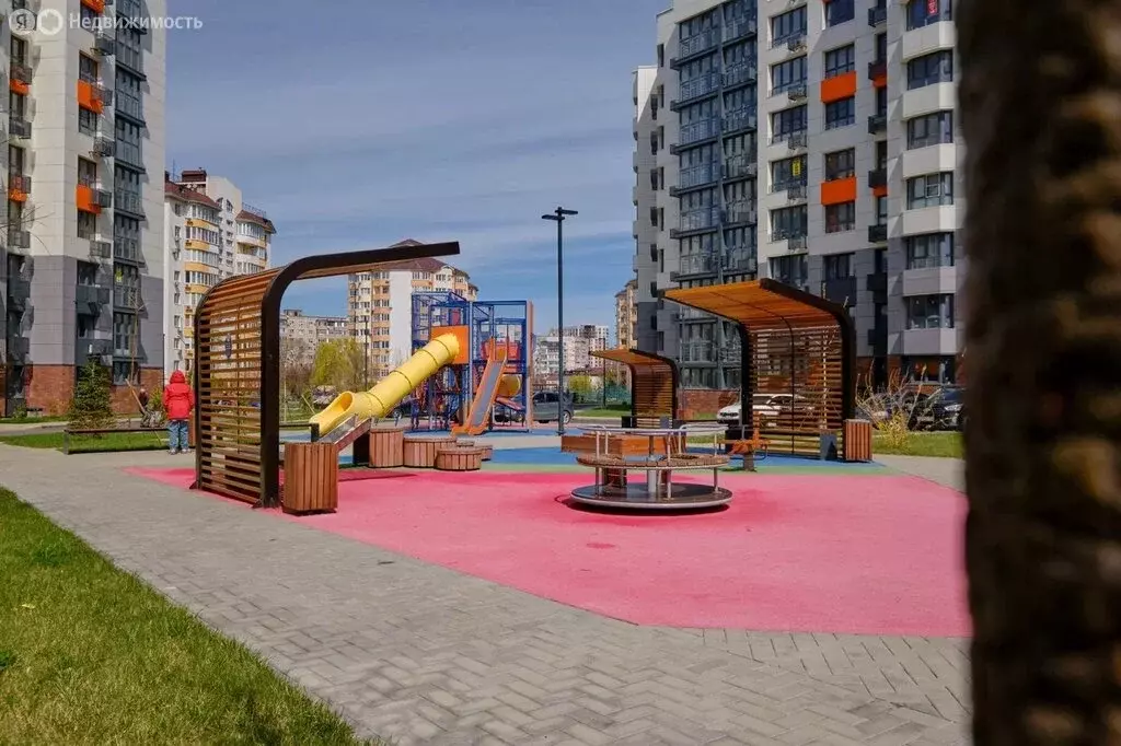 2-комнатная квартира: Анапа, улица Крылова, 13к2 (61.7 м) - Фото 1