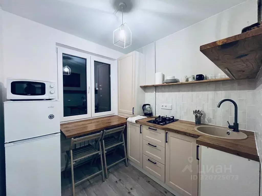 1-к кв. Кабардино-Балкария, Эльбрусский район, с. Эльбрус 4 (43.0 м) - Фото 2