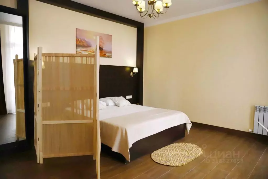 Комната Краснодарский край, Геленджик Средняя ул., 26 (30.0 м) - Фото 1