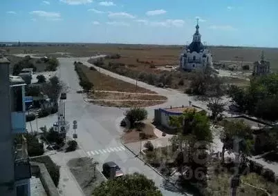 Участок в Крым, Евпатория городской округ, Новоозерное пгт пл. ... - Фото 1