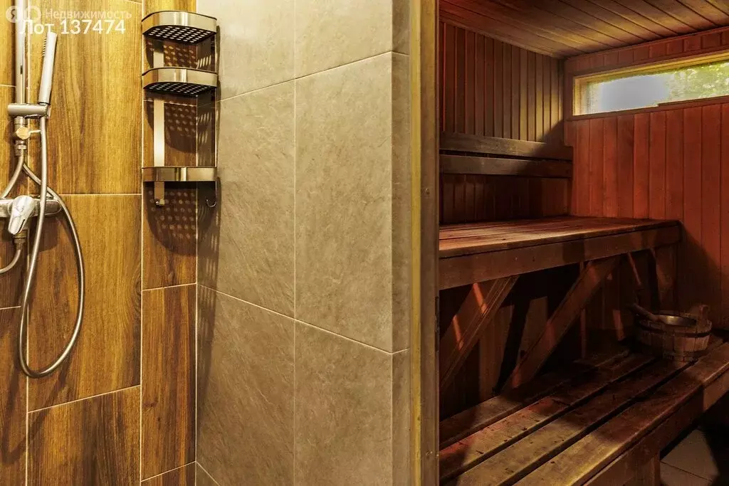 Дом в деревня Поповка, Центральная улица, 1 (250 м) - Фото 1