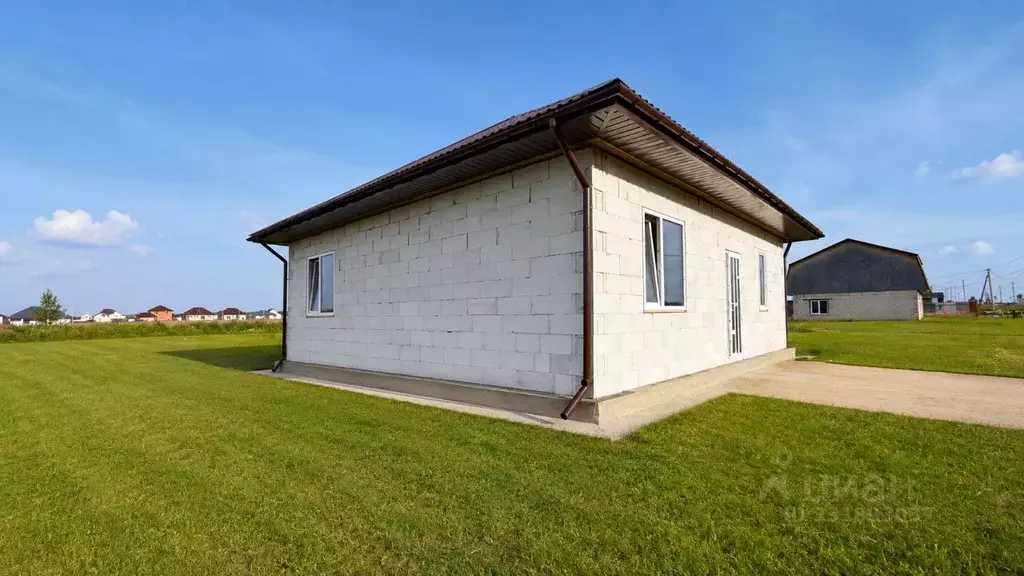 Дом в Тюменская область, Заводоуковск ул. Адмирала Ушакова (85 м) - Фото 2