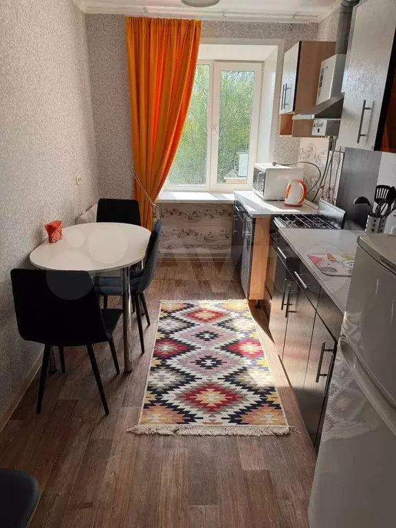 2-к. квартира, 52 м, 5/5 эт. - Фото 0