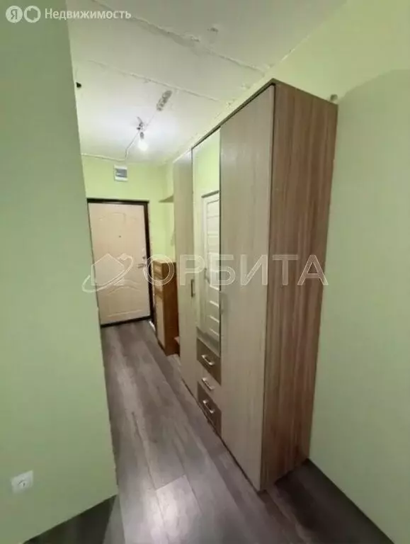 Квартира-студия: Тюмень, улица Тимофея Чаркова, 28 (20.5 м) - Фото 2