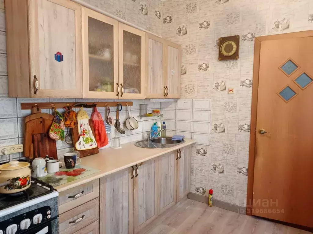 Дом в Краснодарский край, Ейский район, с. Кухаривка ул. Гоголя (70 м) - Фото 1
