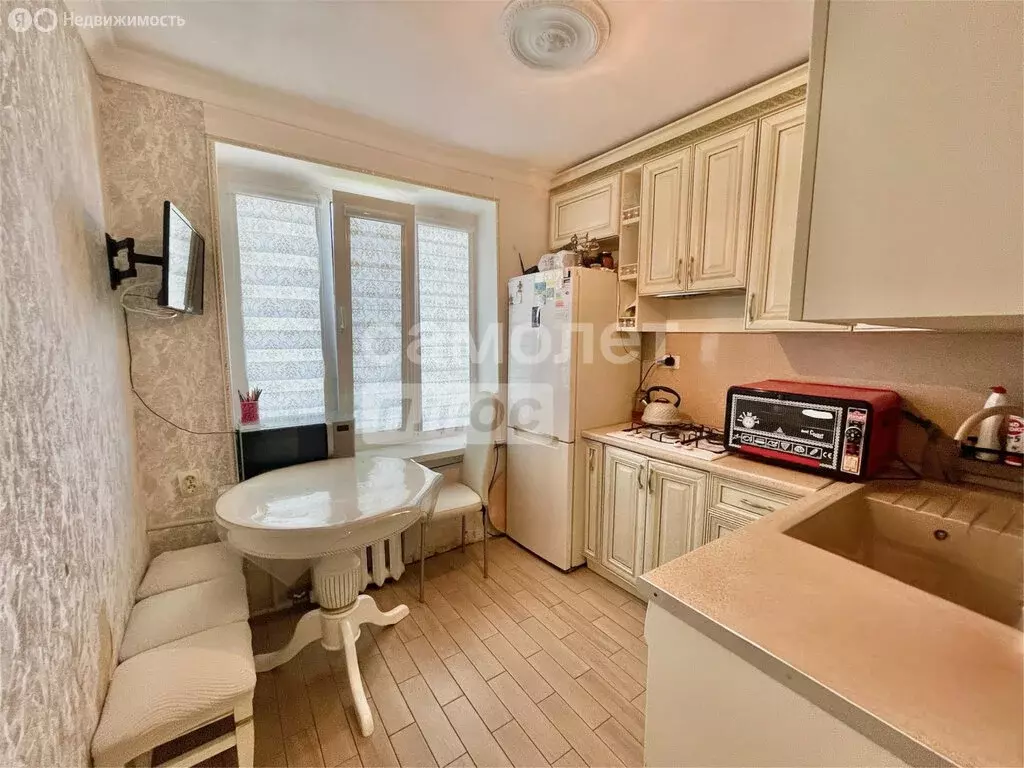 2-комнатная квартира: Махачкала, улица Джамалутдина Атаева, 4 (45.7 м) - Фото 0