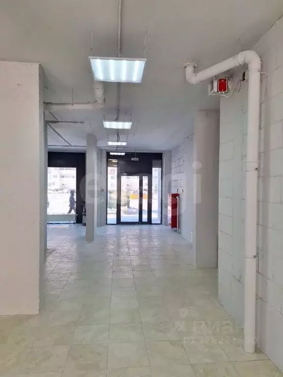 Помещение свободного назначения в Тюменская область, Тюмень ул. Андрея ... - Фото 2