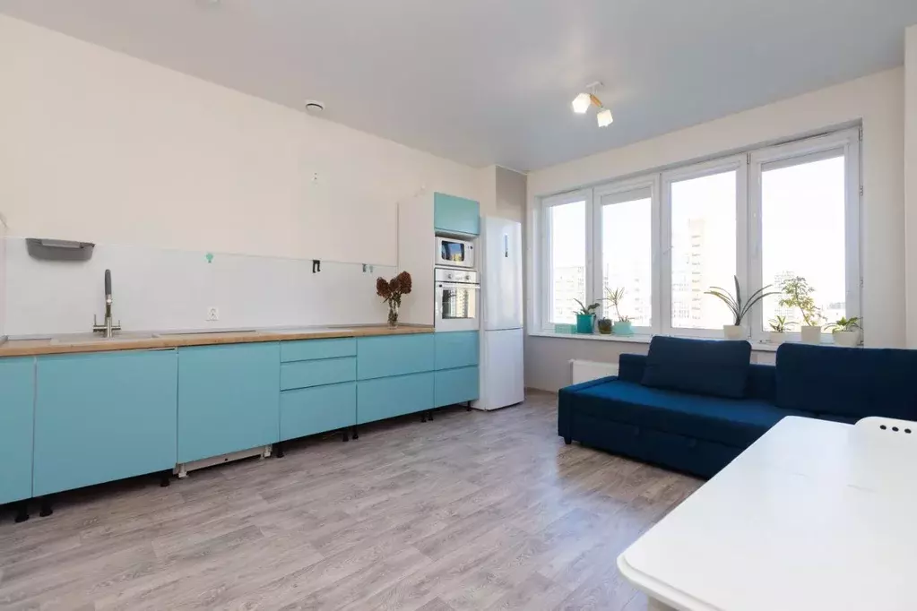 2-к кв. Челябинская область, Челябинск просп. Героя России Е.Н. ... - Фото 0