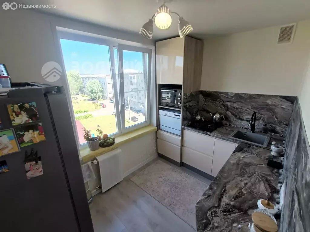 3-комнатная квартира: Новочебоксарск, Комсомольская улица, 2 (58.3 м) - Фото 1