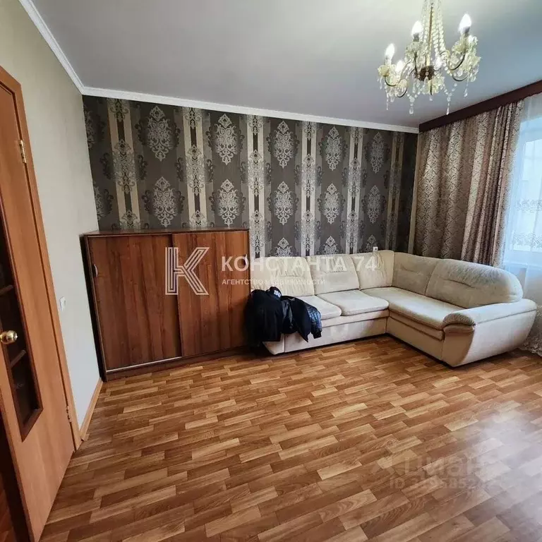 2-к кв. Челябинская область, Челябинск ул. Салавата Юлаева, 8 (52.0 м) - Фото 1