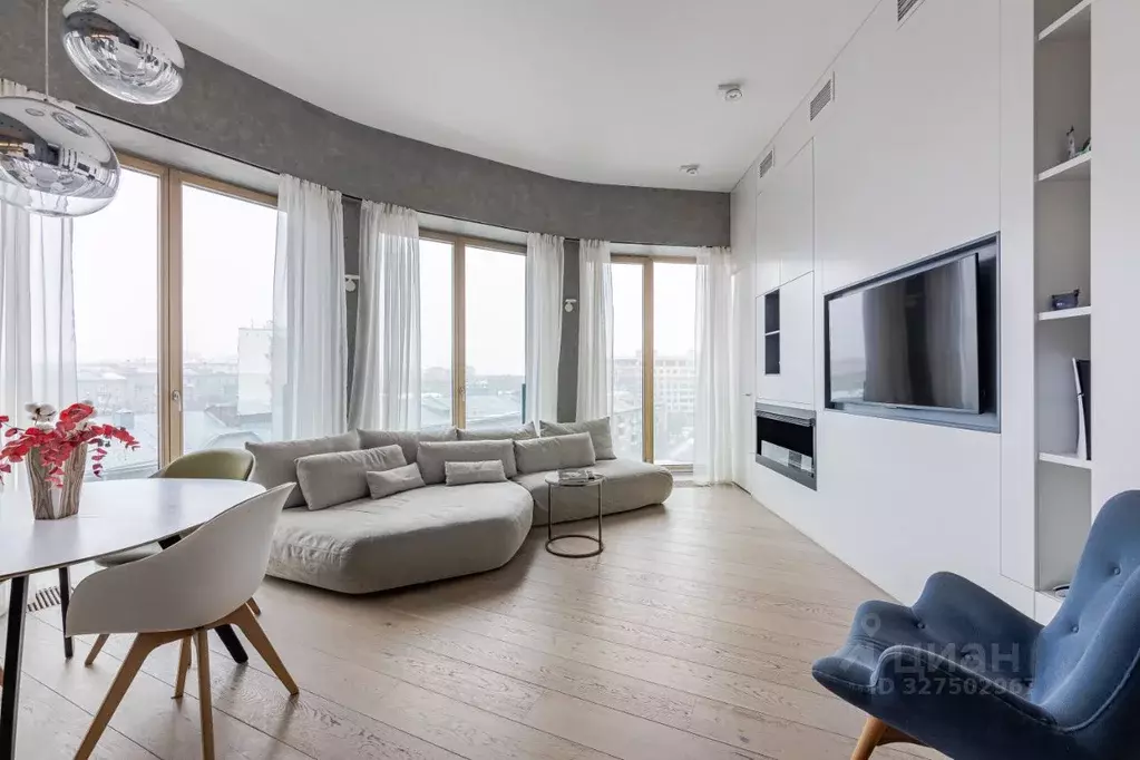 3-к кв. Москва ул. Ефремова, 10к1 (106.0 м) - Фото 2