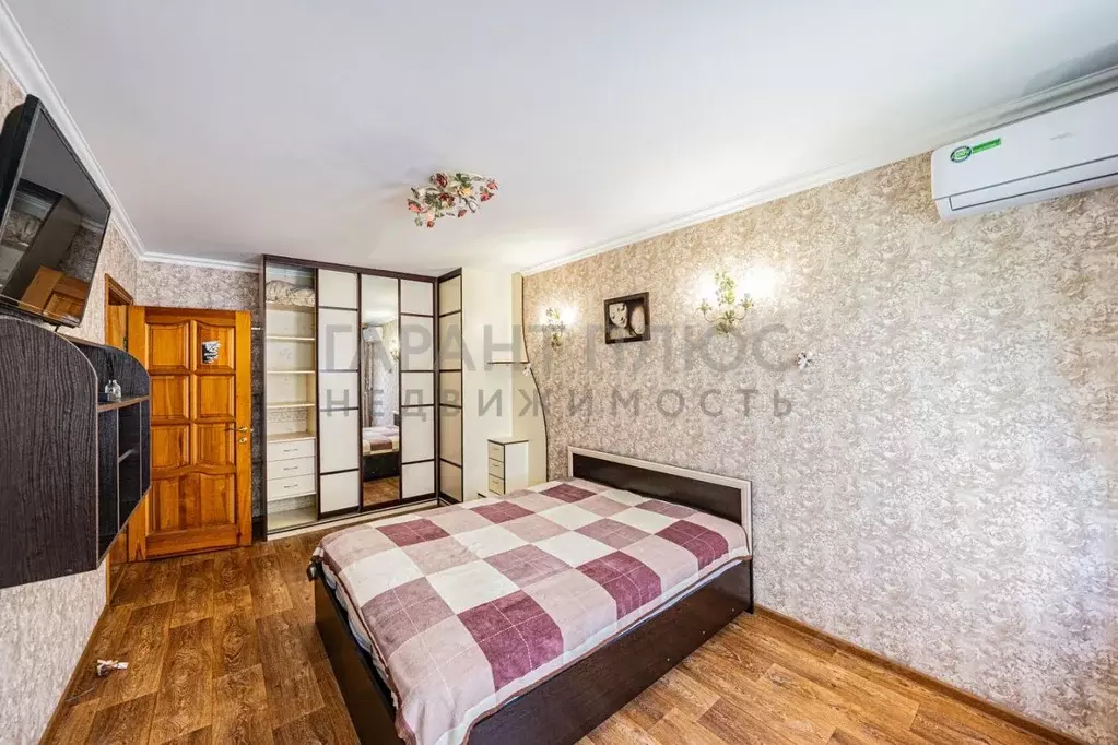 3-к кв. Липецкая область, Липецк Карьерная ул., 2 (60.0 м) - Фото 1