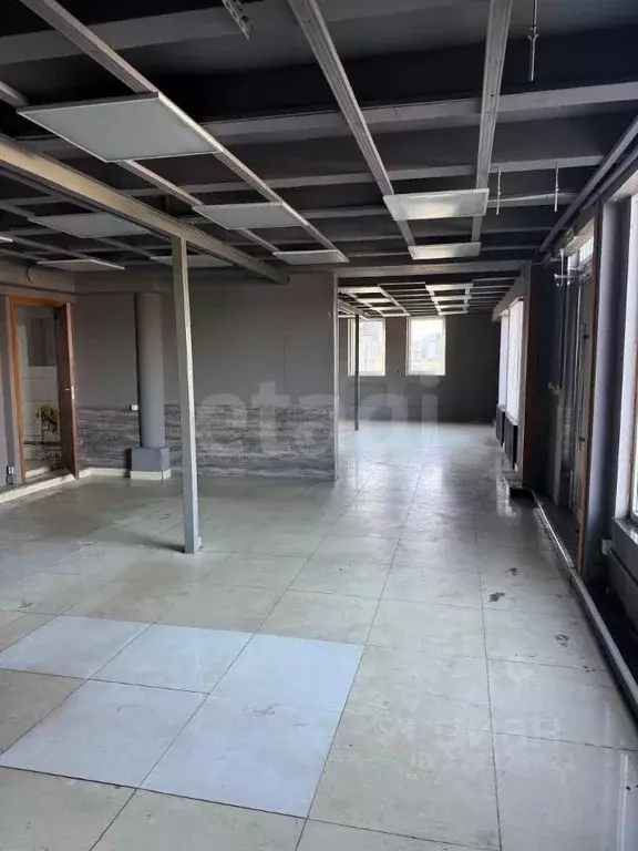 Торговая площадь в Санкт-Петербург ул. Русановская, 1к2 (82 м) - Фото 2