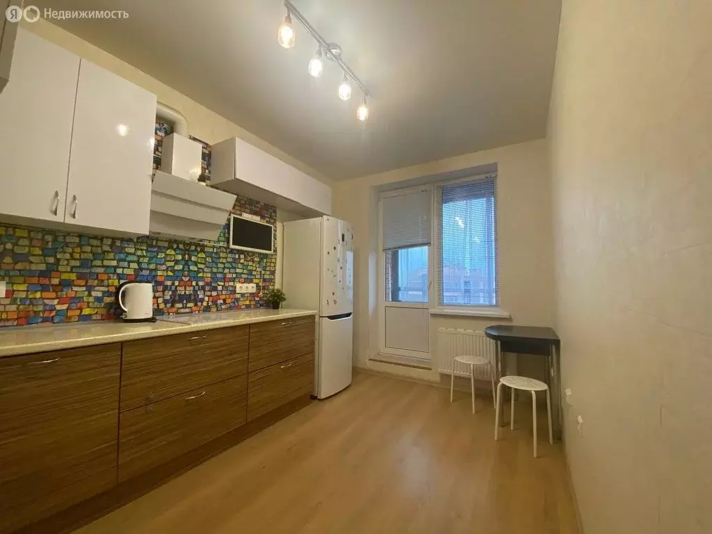 1-комнатная квартира: Кудрово, Областная улица, 1 (38.7 м) - Фото 1