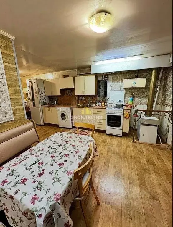 Дом в Ставропольский край, Ессентуки ул. Луначарского (119 м) - Фото 1