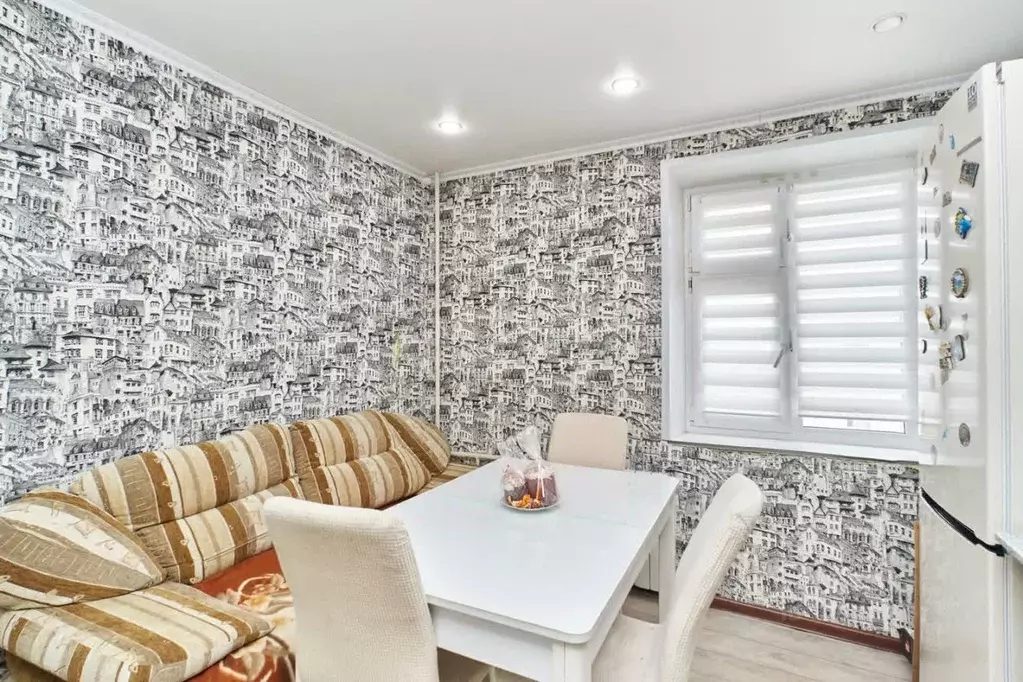 1-к кв. Тюменская область, Тюмень ул. Пермякова, 7а (31.5 м) - Фото 1