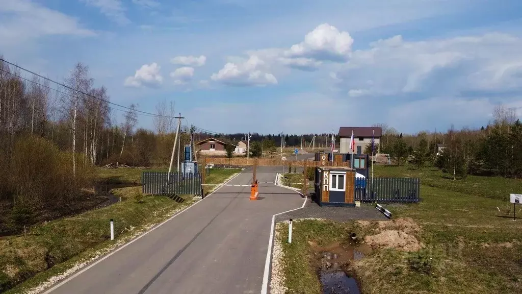 Участок в Ленинградская область, Кировский район, Мгинское городское ... - Фото 1