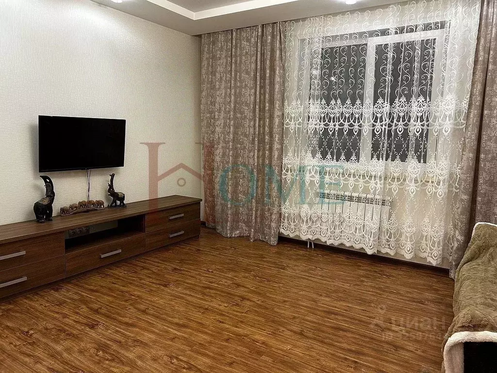 3-к кв. Новосибирская область, Новосибирск Военная ул., 16 (90.0 м) - Фото 1