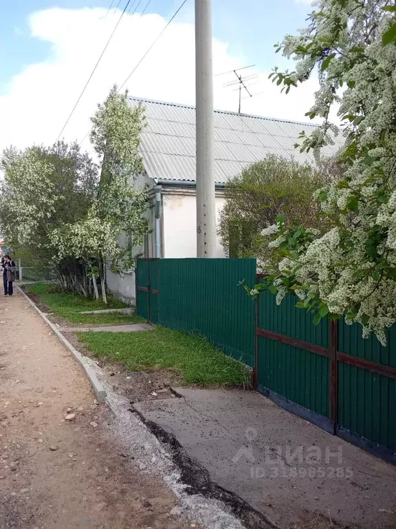 Дом в Иркутская область, Ангарск ул. Коминтерна, 44 (180 м) - Фото 0