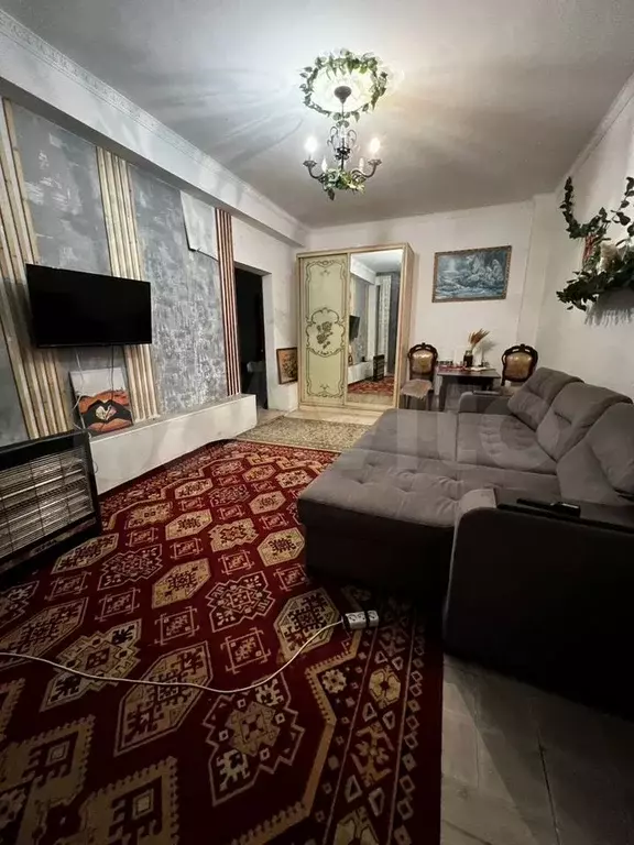 1-к. квартира, 45 м, 1/8 эт. - Фото 1