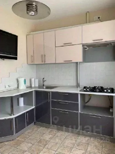 2-к кв. Владимирская область, Владимир ул. Нижняя Дуброва, 32 (56.0 м) - Фото 0