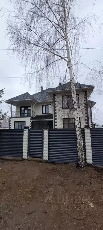 Дом в Чувашия, Козловка ул. Пушкина (381 м) - Фото 0