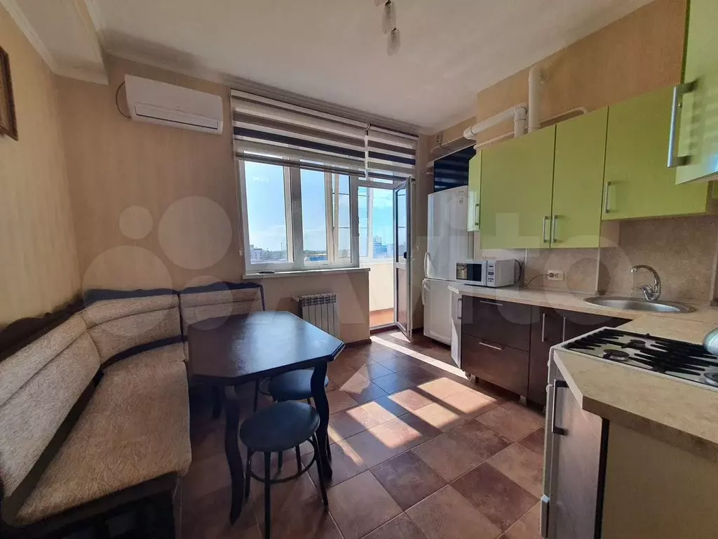 1-к. квартира, 57 м, 5/7 эт. - Фото 1