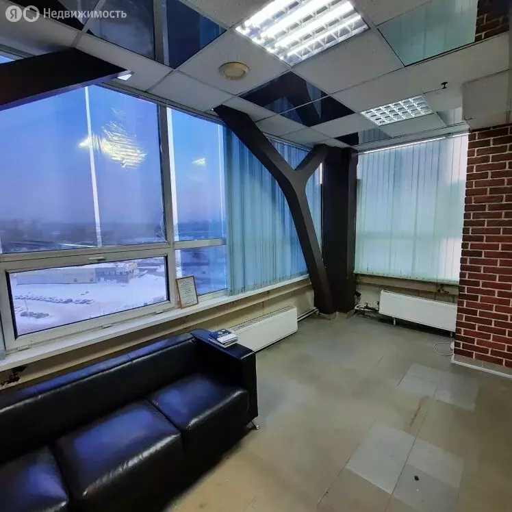 Офис (61.7 м) - Фото 1