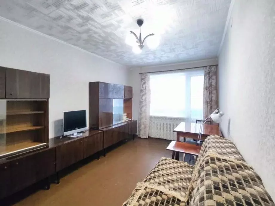 2-к кв. Пермский край, Березники ул. Черняховского, 38 (43.8 м) - Фото 1