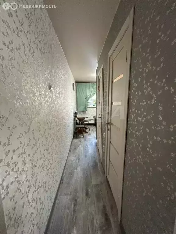 4-комнатная квартира: Курган, улица Перова, 10 (76.6 м) - Фото 1