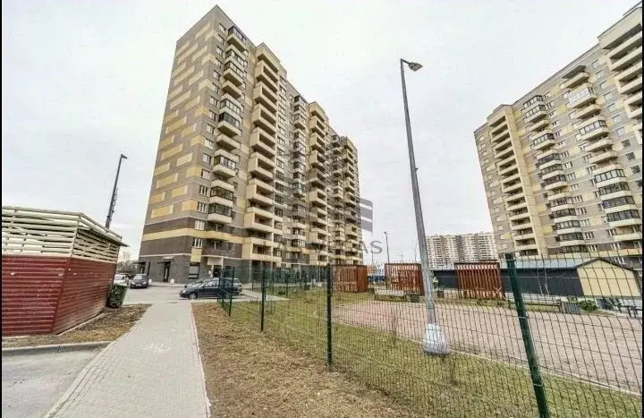 2-к кв. Ленинградская область, Мурино Всеволожский район, ул. Шоссе в ... - Фото 1
