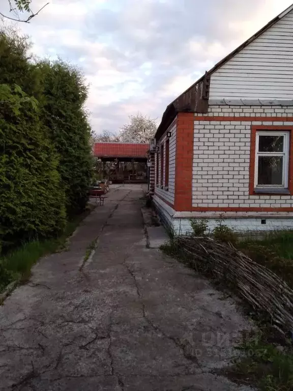 Дом в Брянская область, Брянский район, Добрунское с/пос, д. Тешеничи ... - Фото 1