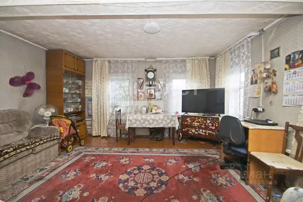 Дом в Омская область, Омск Порт-Артур мкр, ул. Урицкого, 50 (43 м) - Фото 1