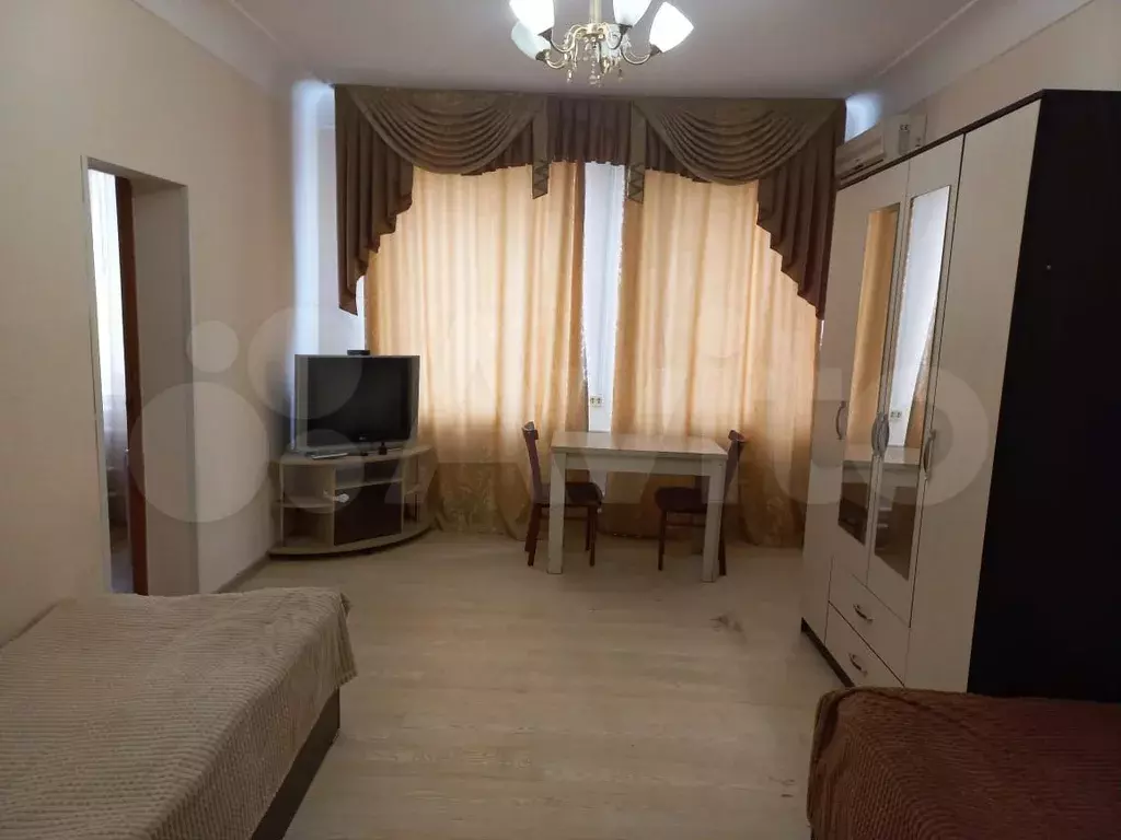 3-к. квартира, 57 м, 1/2 эт. - Фото 1