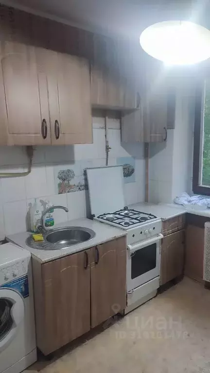 2-к кв. Москва ул. Коновалова, 16 (43.0 м) - Фото 0