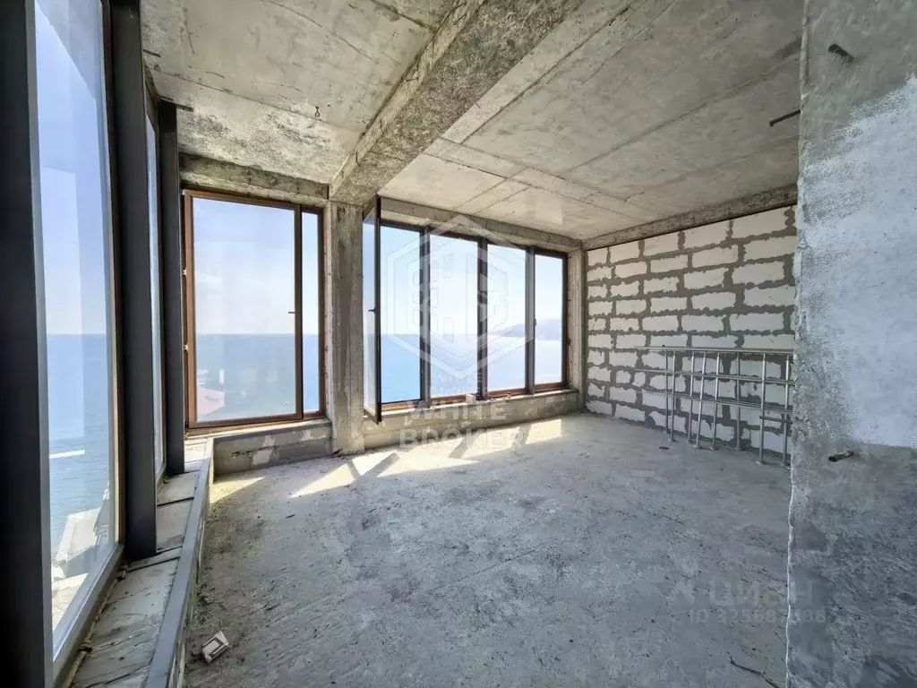 2-к кв. Крым, Ялта ул. Средне-Слободская, 17 (78.0 м) - Фото 1