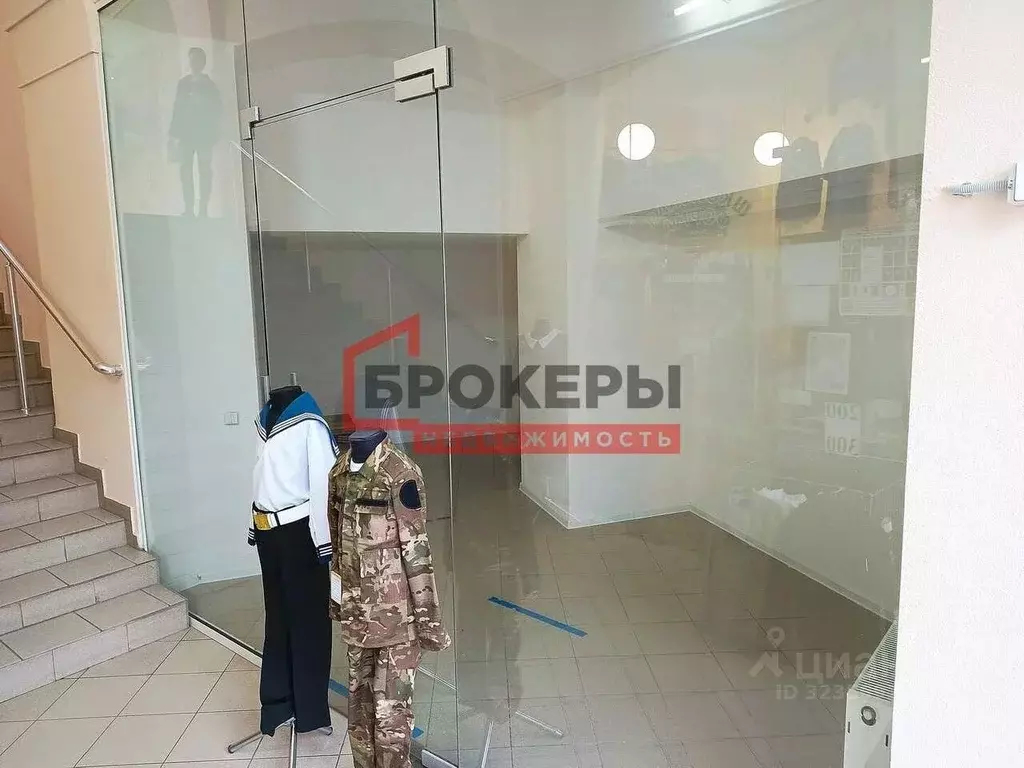 Помещение свободного назначения в Севастополь ул. Маяковского, 8 (16 ... - Фото 2