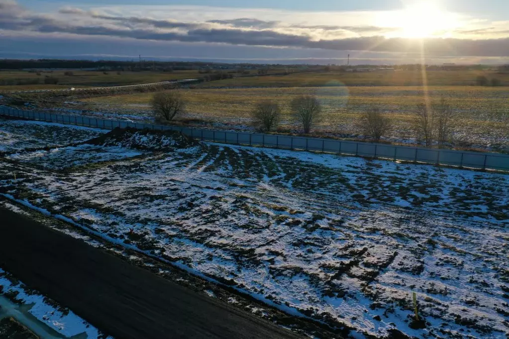 Участок в Ленинградская область, Ломоносовский район, Аннинское ... - Фото 1