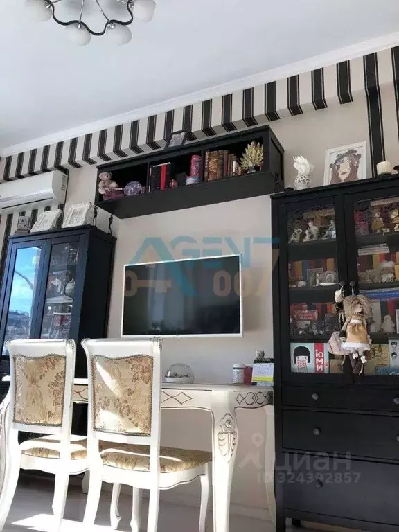 2-к кв. Белгородская область, Белгород просп. Славы, 58 (60.0 м) - Фото 1