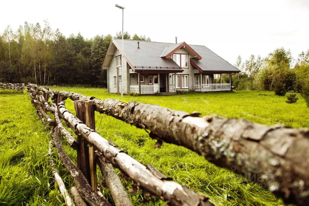 Дом в Калужская область, Перемышльский район, Песочня с/пос, с. ... - Фото 2
