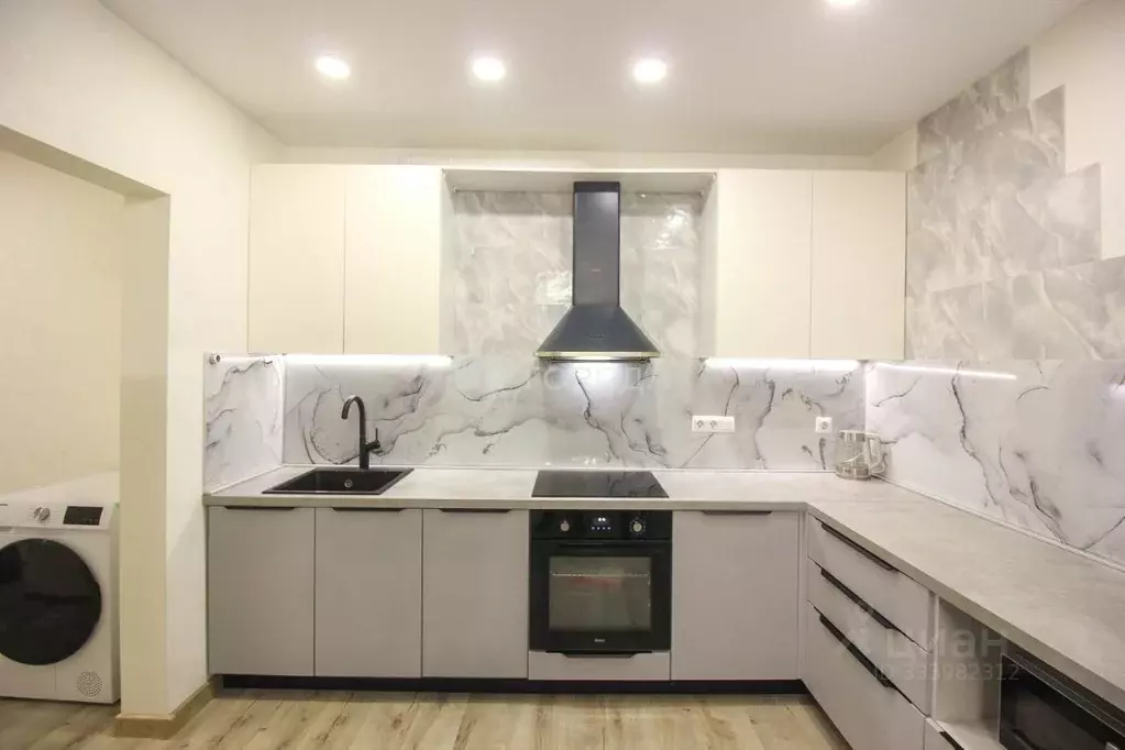 3-к кв. Алтайский край, Барнаул ул. Энтузиастов, 63 (88.6 м) - Фото 2
