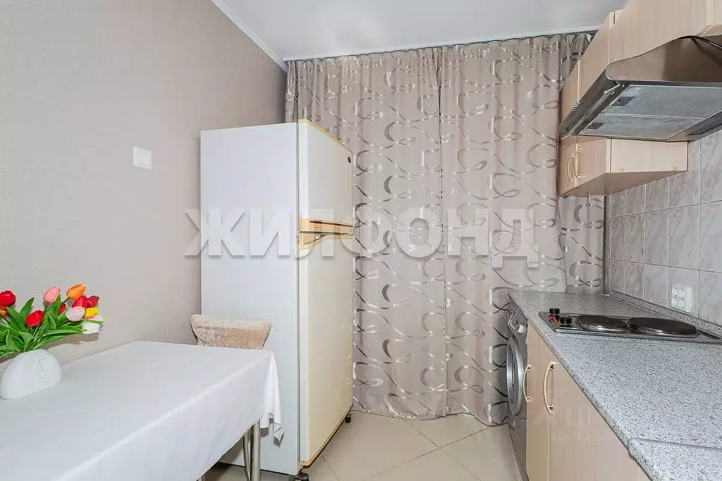 3-к кв. Новосибирская область, Новосибирск ул. Бориса Богаткова, 200 ... - Фото 2