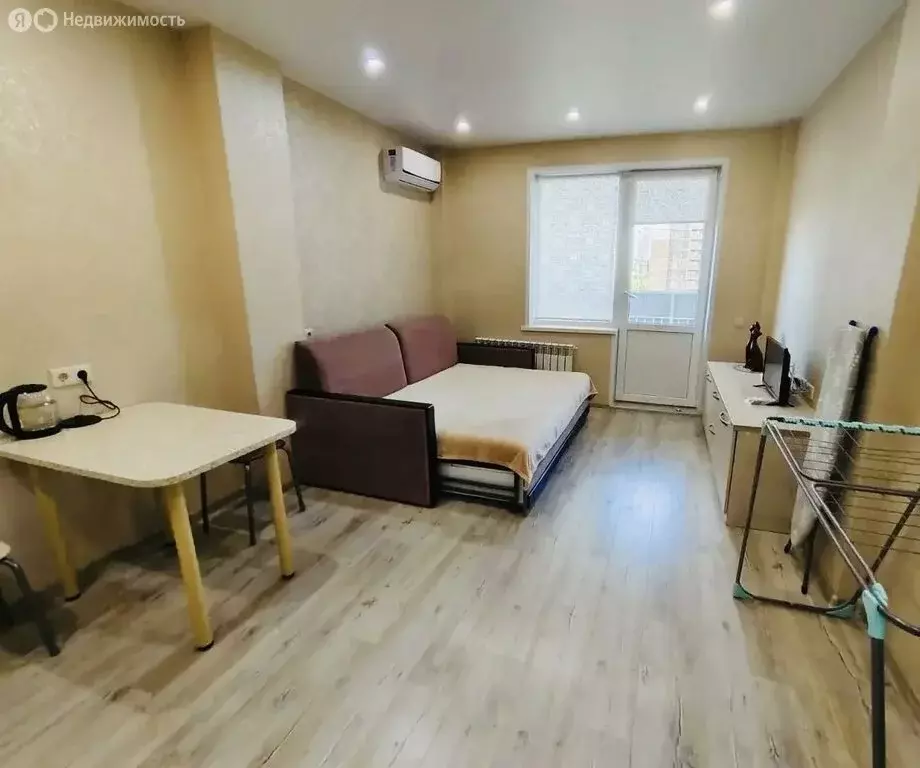 Квартира-студия: Волгоград, район Семь Ветров, бульвар 30-летия ... - Фото 2