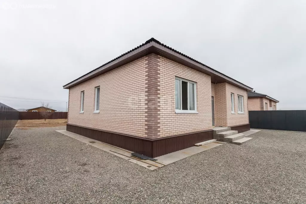 Дом в Усть-Абаканский район, село Калинино (114.2 м) - Фото 1