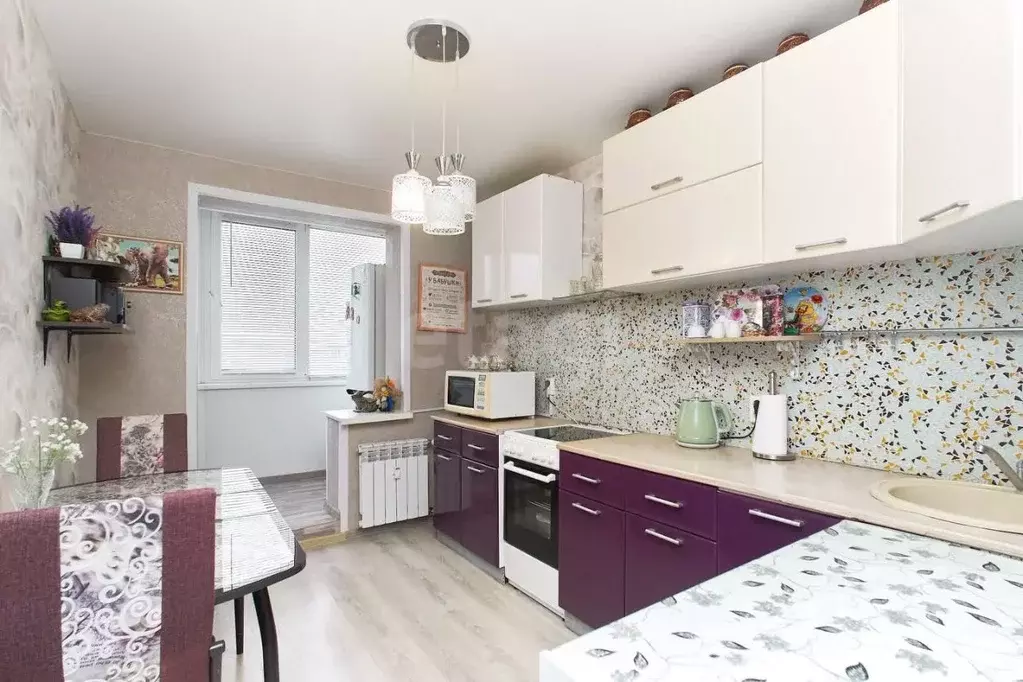 2-к кв. Тюменская область, Тюмень Антипино мкр, ул. Беловежская, 15 ... - Фото 1