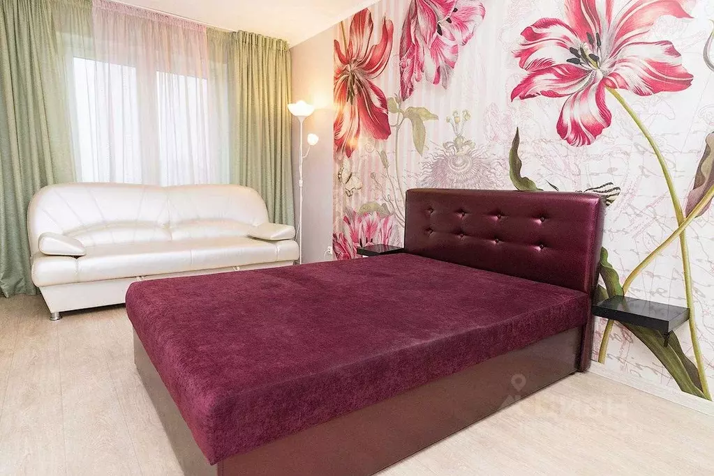 1-к кв. Свердловская область, Екатеринбург ул. Щорса, 105 (45.0 м) - Фото 1