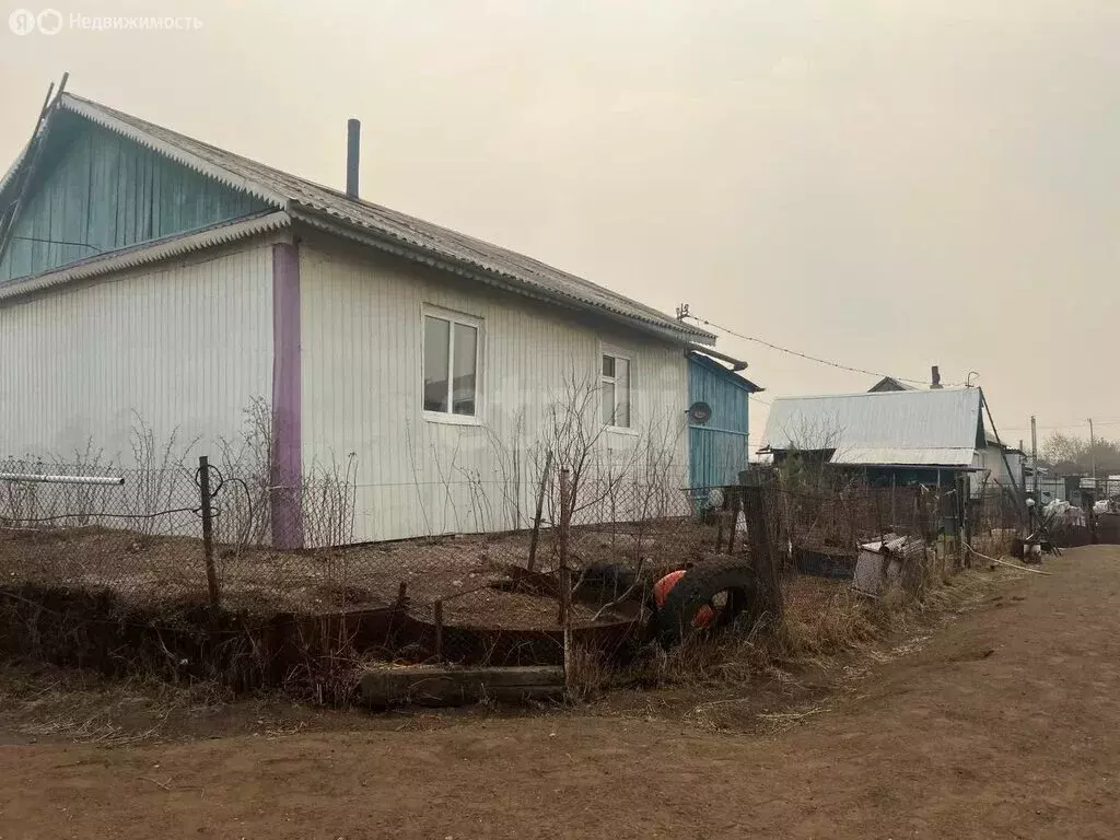 Дом в посёлок городского типа Чернышевск, улица Аллея (51.1 м) - Фото 1