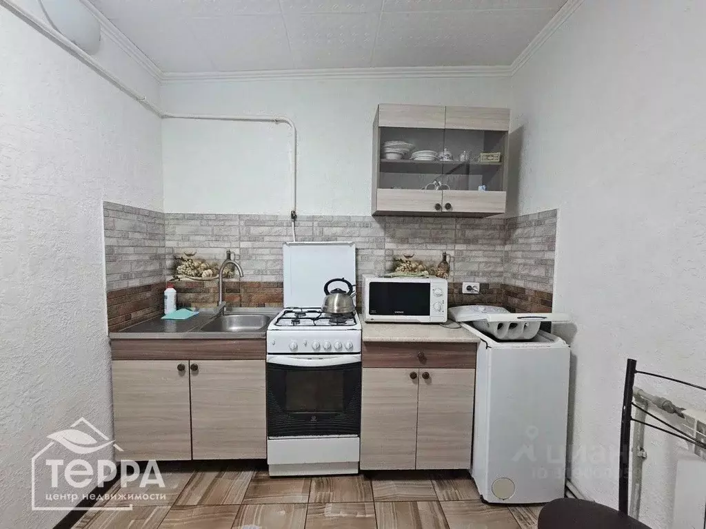 3-к кв. Крым, Евпатория ул. Санаторская, 17 (50.0 м) - Фото 0